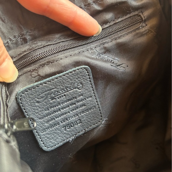 Fossil Vintage black pebbled leather bag saddle satchel classic key purse.    S - Picture 12 of 16